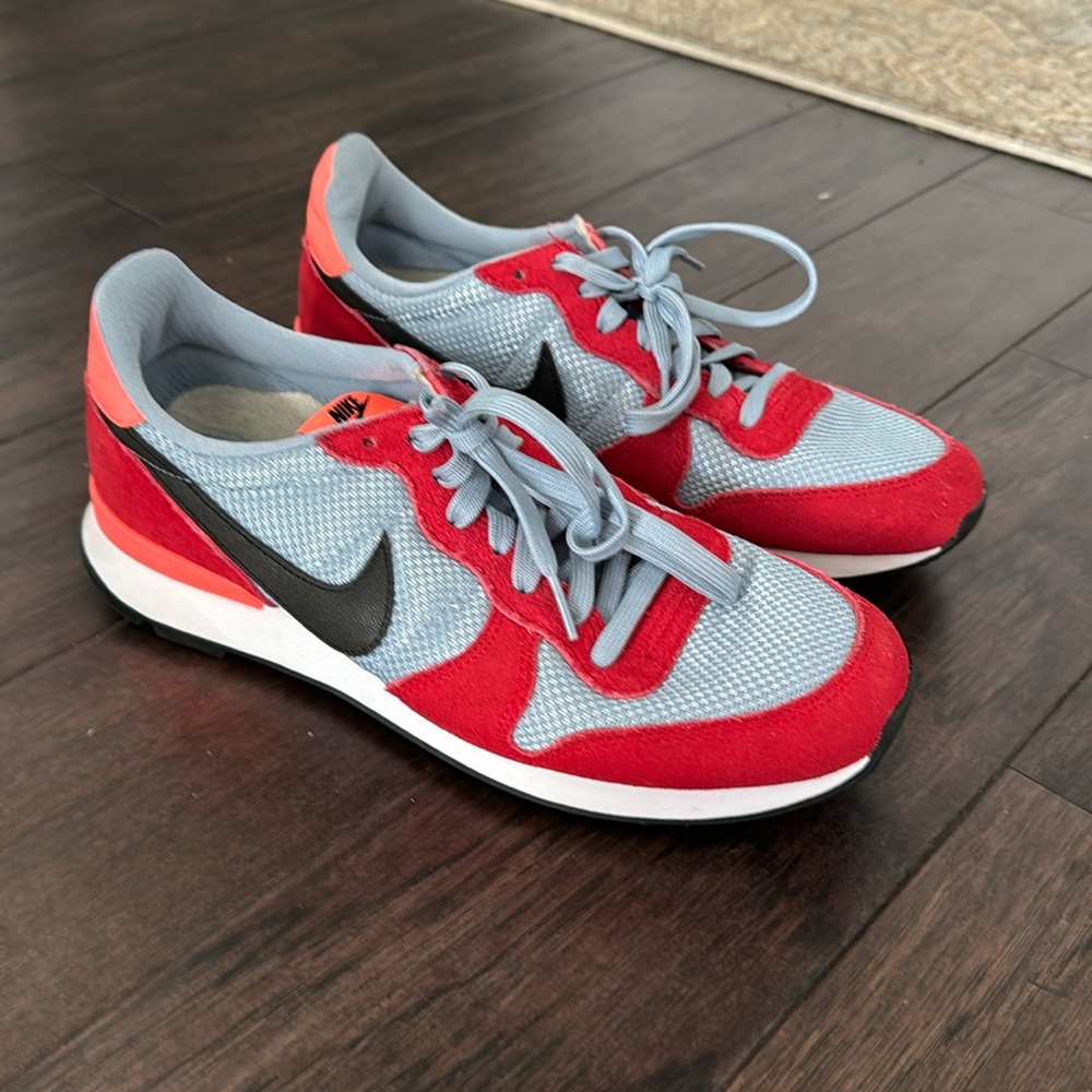 COPY - Nike internationalist sneaker